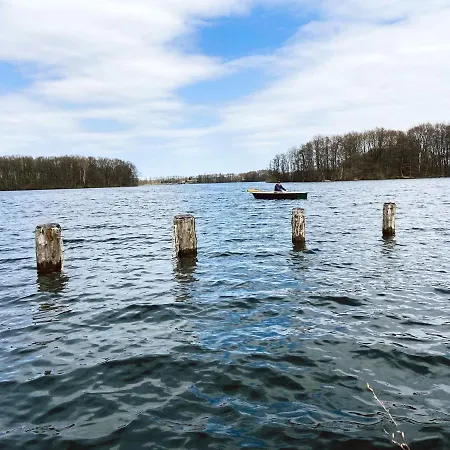 Feriehus Seerose Am See, Dummer